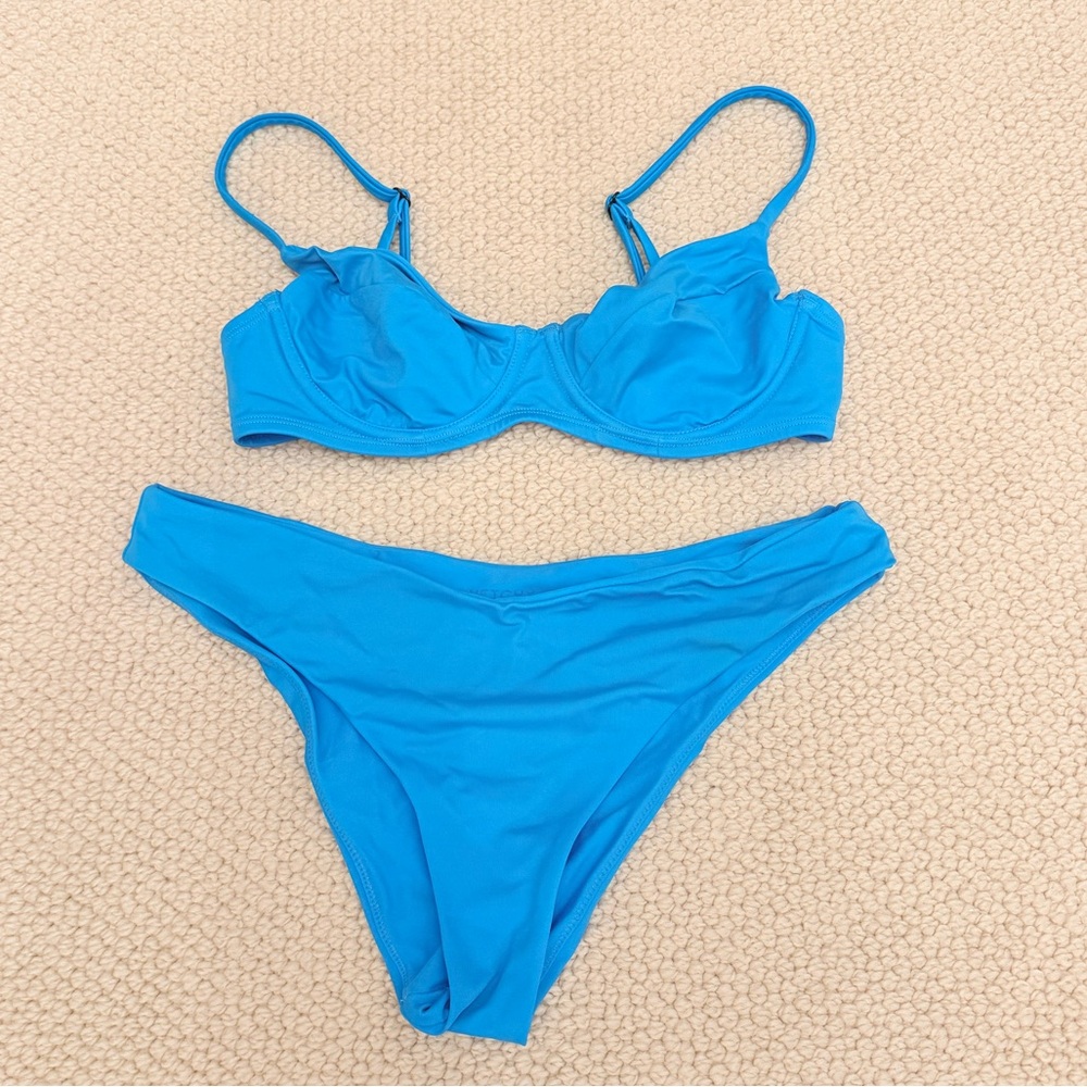 Vetchy bikini